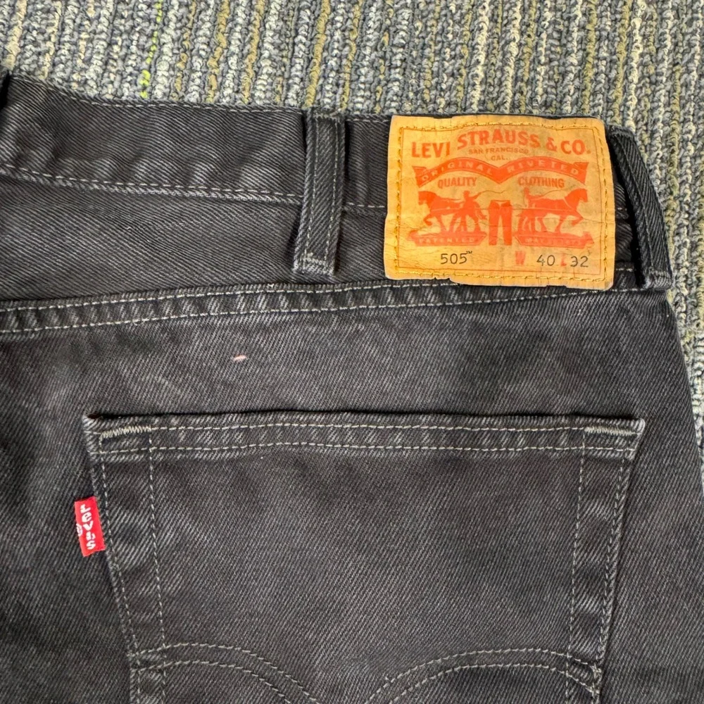 Levi's 505 Regular Fit Jeans Mens 40x32 Black Excellent Straight Leg Denim